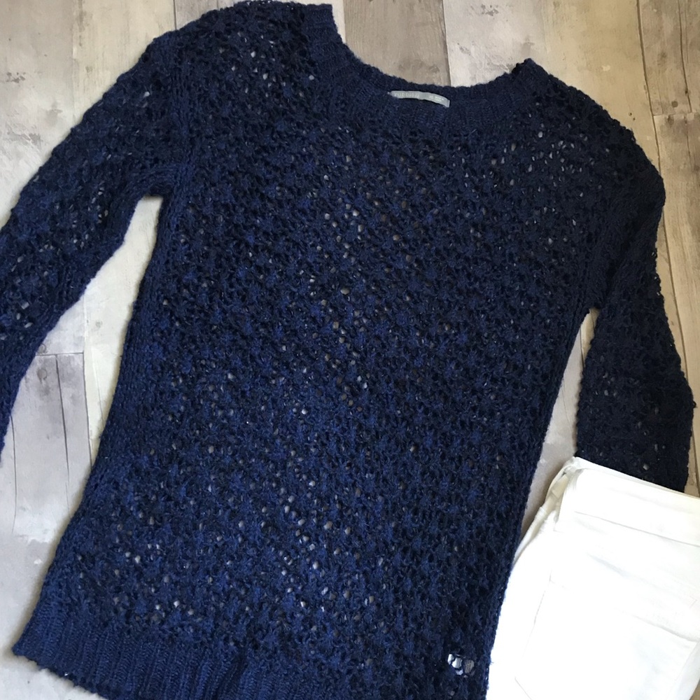 Rubbish Woman’s Crochet Sweater
